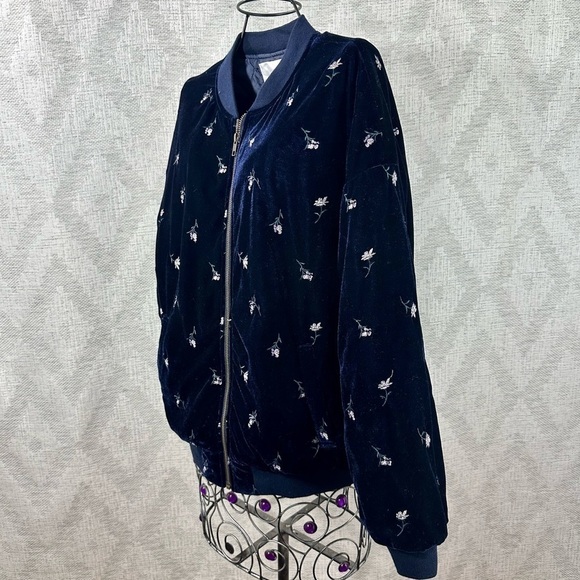 C.O.L.Z.A super sophisticated factory velour floral embroidered puffer jacket - Picture 7 of 14